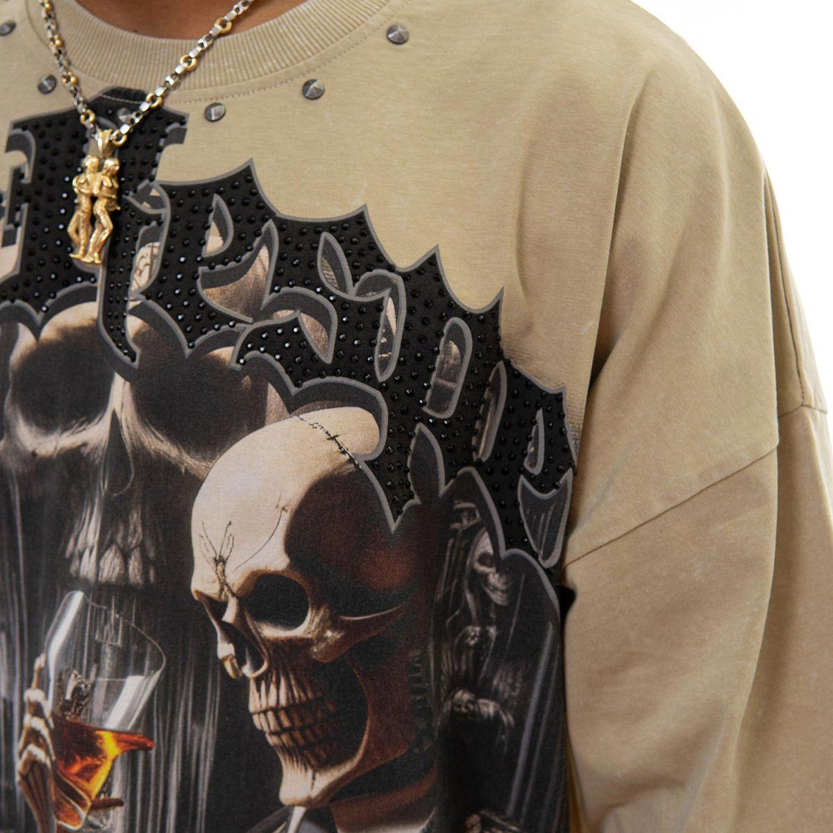 Stray respect earned wide & crop fit tee