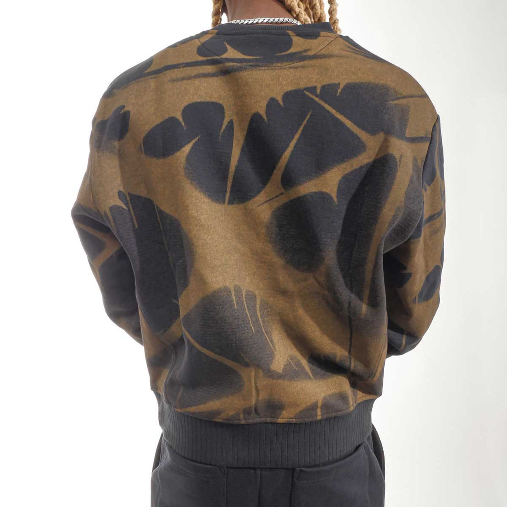 Pocketed washed thorn crew