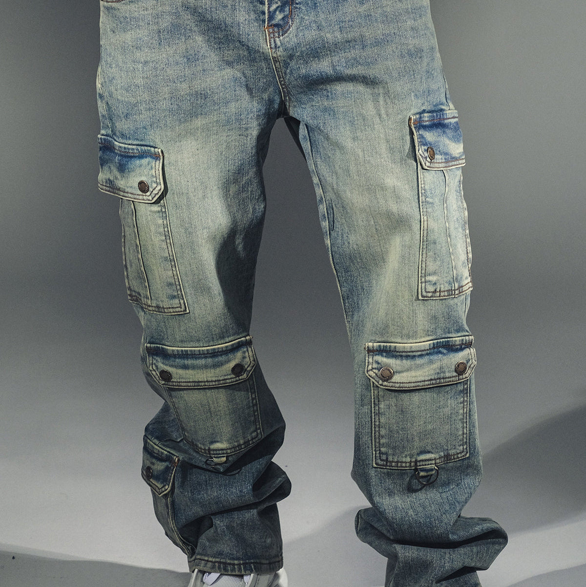 Baggy fit wax coated washed denim