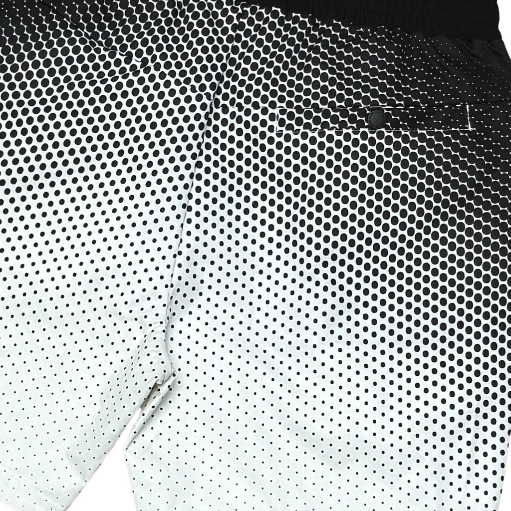 Retro beauty reversible short